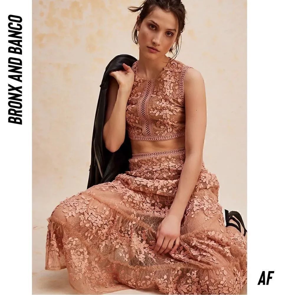 BRONX AND BANCO MEGAN TWO PIECE SET IN DESERT ROSE NUDE NWT 6 medium